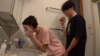 oremo318【ユラちゃん】朝倉ゆら朝倉ゆら エロGIF 1