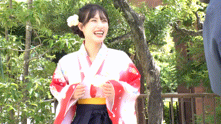 oremo323【RさんH大学卒業】宮城りえ宮城りえ エロGIF 1