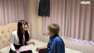 fuyu095【Gカップ清楚ちゃん】有馬美玖 エロGIF 1