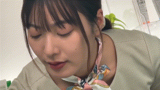 oremo224【美容部員M】水川潤 エロGIF 2