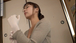 srgt179【無愛想デカ尻水川さん 2】水川潤 エロGIF 2