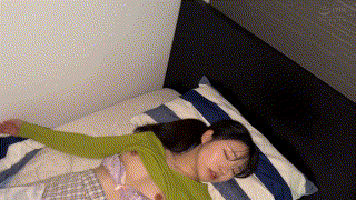 oremo195【女子大生Hさん】皆月ひかる エロGIF 5