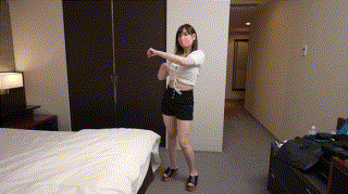 instc396【いおり】蒼いおり エロGIF 1