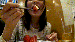 oretd961【（仮）MHO】坂咲みほ エロGIF 1