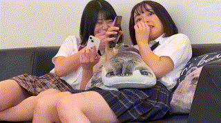 homev050【宮月姉妹】如月ゆの｜宮沢ちはる エロGIF 3