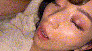 homev049【まゆ姉ちゃん】鈴木真夕 エロGIF 4